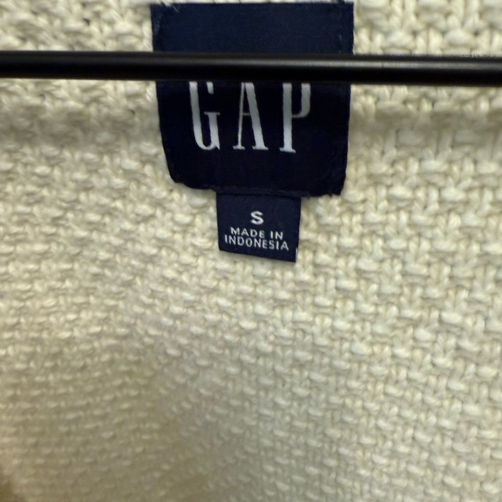 Gap Oversized Cable Knit Graandpa Button Down Car… - image 7